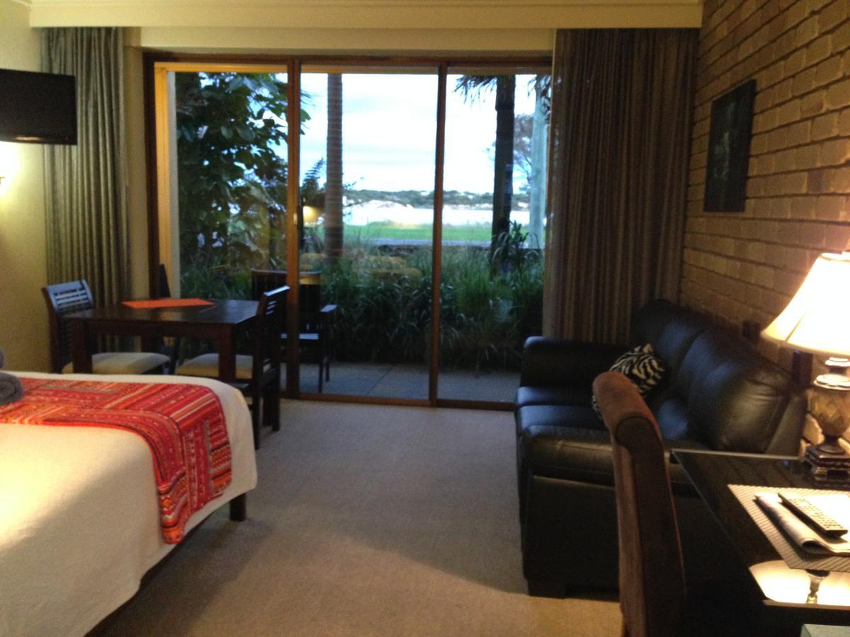 Abel Tasman Waterfront Motel Lakes Entrance Ngoại thất bức ảnh