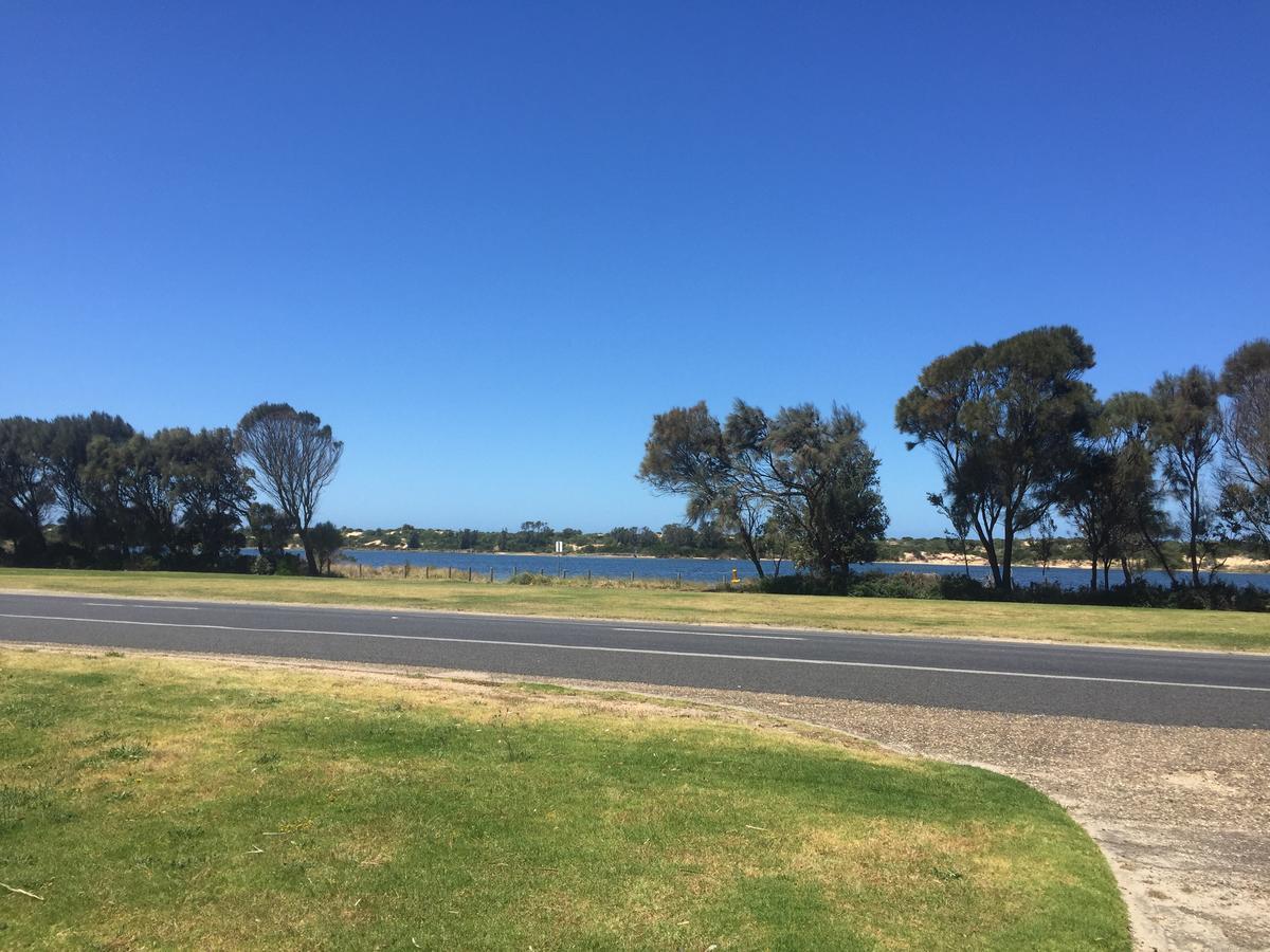 Abel Tasman Waterfront Motel Lakes Entrance Ngoại thất bức ảnh